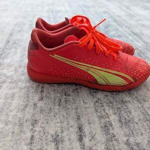 Puma Ultra Indoor Soccer Shoes